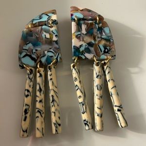 Lele Sadoughi clip earrings